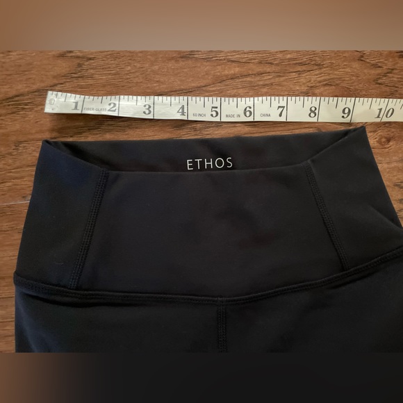 NEW Ethos Black Leggings with Pockets Size XS Short - Picture 6 of 7